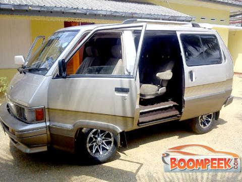 Toyota TownAce CR27 Van For Rent