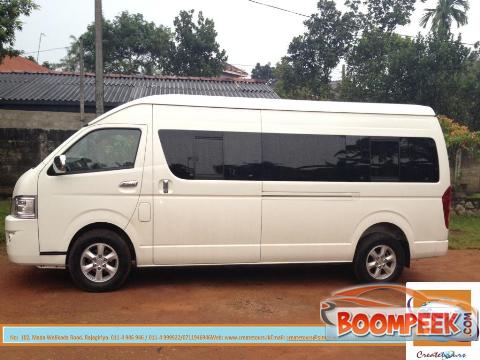 Toyota HiAce KDH221 Van For Rent