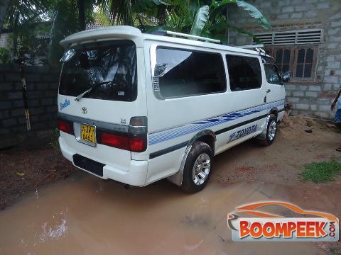 Toyota dolphine jw6461 Van For Rent
