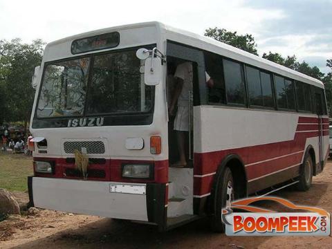 Isuzu ELR 500 MT 111 L Bus For Rent