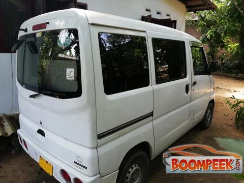 Mitsubishi Mini Cab U61V Van For Rent