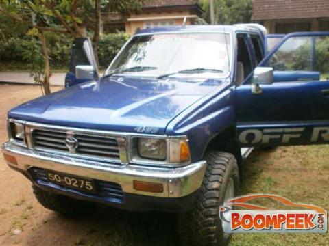 Toyota Hilux SSR 4WD Cab (PickUp truck) For Sale