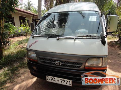 Toyota HiAce GL Van For Sale