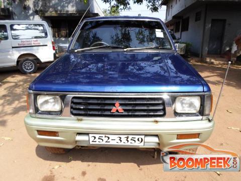 Toyota Hilux  Cab (PickUp truck) For Sale