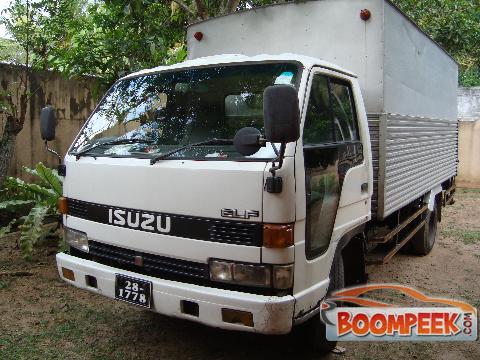 Isuzu NKR 4 Bc 2 Lorry (Truck) For Sale