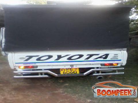 Toyota towcab 2003 Van For Sale