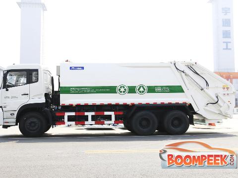 YUTONG Compression Garbage   Constructional Vehicle For Sale