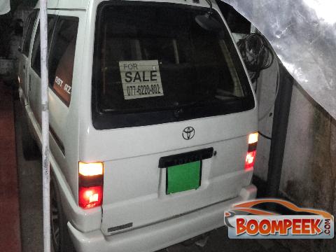 Toyota TownAce CR 27 Van For Sale