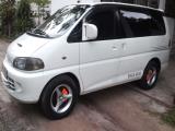 2001 Mitsubishi Space Gear L400 Van For Sale.