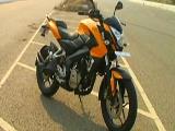 2014 Bajaj Pulsar 200 DTS - i Motorcycle For Sale.